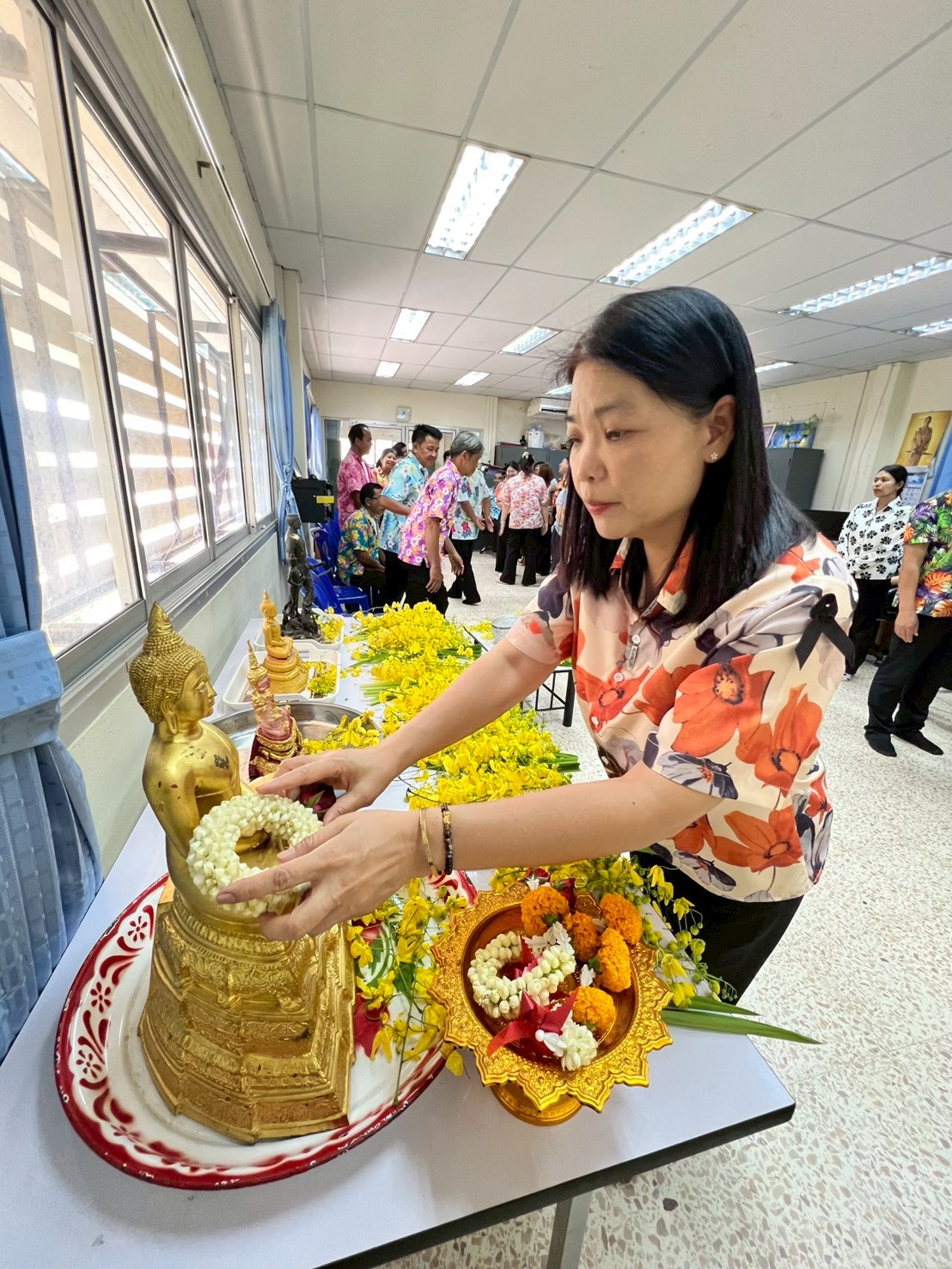 title - ส.ป.ก. ยโสธร จัดพิธีสรงน้ำพระและพิธีรดน้ำดำหัว เนื่องในโอกาสวันขึ้นปีใหม่ไทย ประจำปี พ.ศ.2569